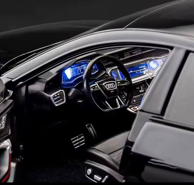 Машинка Audi RS 7 металева, масштаб 1:18, з пультом ,колекційна, black 11222 фото